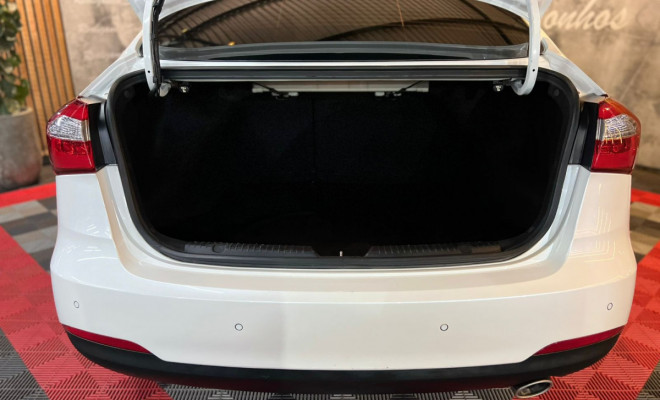 Kia Motors Cerato 1.6 16V  Flex  Aut. 2015 Flex-15