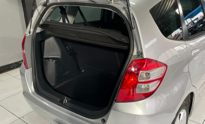Honda Fit LX 1.4/ 1.4 Flex 8V/16V 5p Mec. 2010 Flex-6