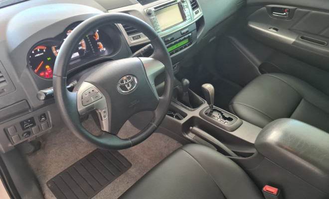 Toyota Hilux CD SRV D4-D 4x4 3.0 TDI Diesel Aut 2013 Diesel-8