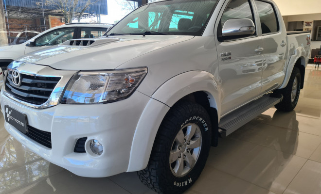Toyota Hilux CD SRV D4-D 4x4 3.0 TDI Diesel Aut 2013 Diesel-3