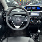 Toyota ETIOS XLS Sedan 1.5 Flex 16V 4p Mec. 2017 Flex-7