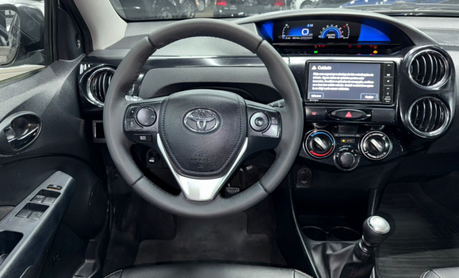 Toyota ETIOS XLS Sedan 1.5 Flex 16V 4p Mec. 2017 Flex-7