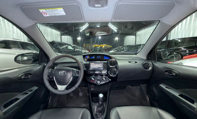 Toyota ETIOS XLS Sedan 1.5 Flex 16V 4p Mec. 2017 Flex-5