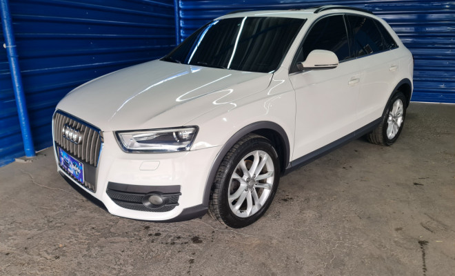 Audi Q3 2.0 TFSI Quat. 170/180cv S-tronic 5p 2015 Gasolina
