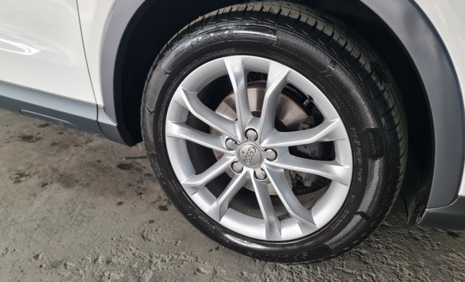 Audi Q3 2.0 TFSI Quat. 170/180cv S-tronic 5p 2015 Gasolina-13