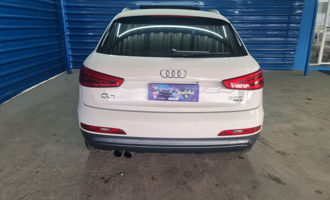 Audi Q3 2.0 TFSI Quat. 170/180cv S-tronic 5p 2015 Gasolina-9