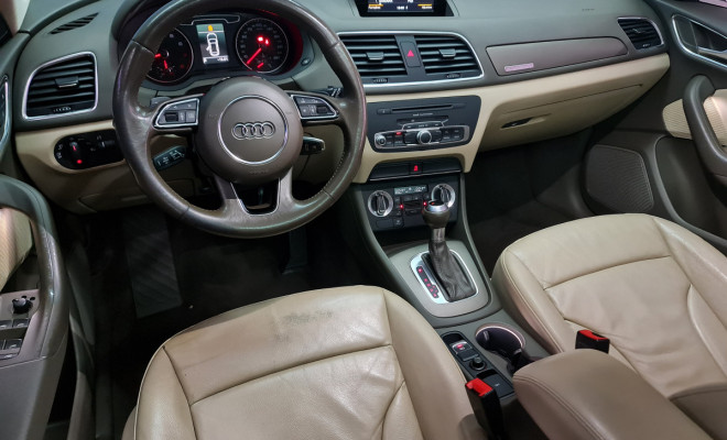 Audi Q3 2.0 TFSI Quat. 170/180cv S-tronic 5p 2015 Gasolina-1