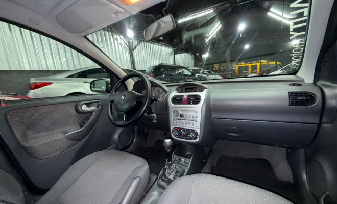 GM - Chevrolet Corsa Sed. Premium 1.4 8V ECONOFLEX 4p 2010 Flex-8