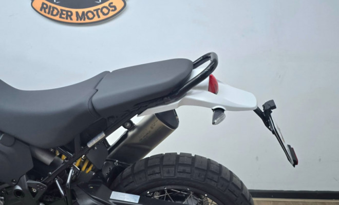 DUCATI DESERT X 2023 Gasolina-8