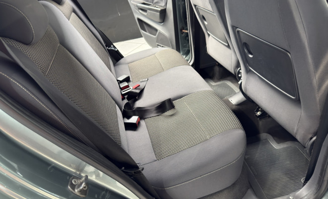 VW - VolksWagen SPACEFOX SPORTLINE/HIGHLINE I MOTION 1.6 2011 Flex-6