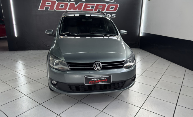 VW - VolksWagen SPACEFOX SPORTLINE/HIGHLINE I MOTION 1.6 2011 Flex
