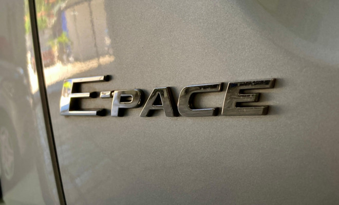 Jaguar E-Pace R-Dyn. SE 2.0 AWD 250cv Aut/Flex. 2019 Flex-22
