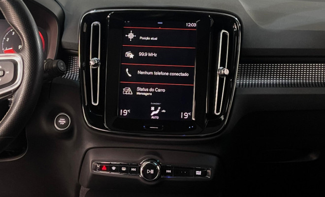 Volvo XC 40 T-5 R-DESIGN 2.0 252cv AWD 2019 Gasolina-5
