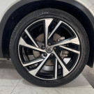 Volvo XC 40 T-5 R-DESIGN 2.0 252cv AWD 2019 Gasolina-11