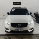 Volvo XC 40 T-5 R-DESIGN 2.0 252cv AWD 2019 Gasolina-0