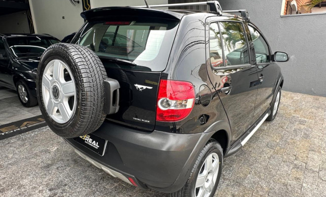 VW - VolksWagen CROSSFOX 1.6 Mi Total Flex 8V 5p 2009 Flex-13