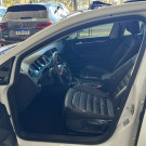 VW - VolksWagen Golf Highline 1.4 TSI 140cv Aut. 2014 Flex