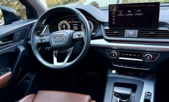 Audi Q5 SB P Black. 2.0 TFSIe S.Tr. Qt (Hib.) 2023 Gasolina-9