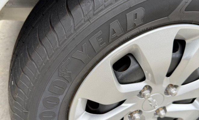 GM - Chevrolet ONIX HATCH Joy 1.0 8V Flex 5p Mec. 2019 Flex-7