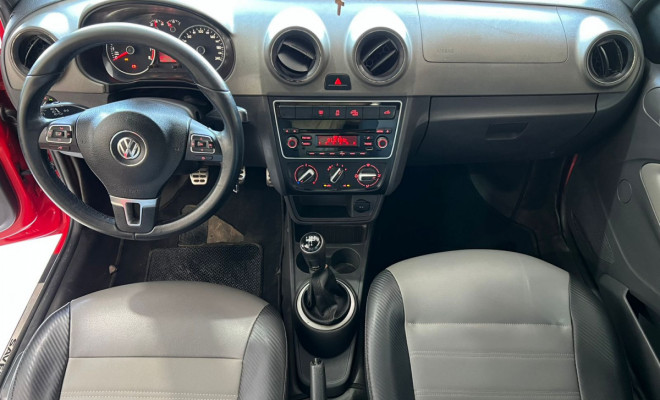 VW - VolksWagen Saveiro CROSS 1.6 T.Flex 16V CD 2015 Flex-6