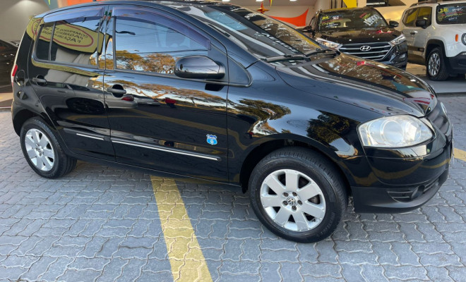 VW - VolksWagen Fox Route 1.6 Mi Total Flex 8V 5p 2009 Flex-3