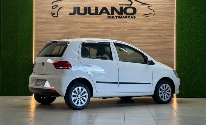 (REPASSE) VW - VolksWagen Fox Trendline 1.0 Flex 12V 5p 2017 Flex-1