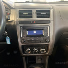VW - VolksWagen Fox Trendline 1.0 Flex 12V 5p 2017 Flex-8