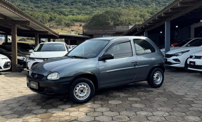 GM - Chevrolet Corsa Wind 1.0 MPFI / EFI  2p 2001 Gasolina
