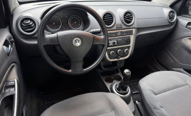 VW - VolksWagen VOYAGE 1.0/1.0 City Mi Total Flex 8V 4p 2011 Flex-5