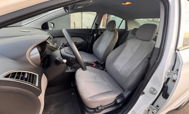 Hyundai HB20S C.Plus/C.Style1.0 Flex 12V Mec. 4P 2015 Flex-6