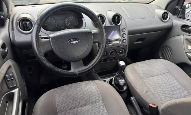 Ford Fiesta Sed. 1.6 8V Flex 4p 2007 Flex-5