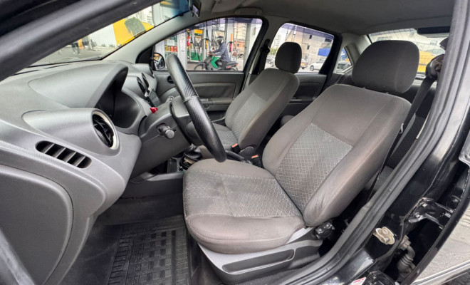 Ford Fiesta Sed. 1.6 8V Flex 4p 2007 Flex-6