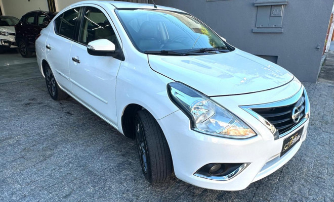 Nissan VERSA UNIQUE 1.6 16V FlexStart 4p Aut. 2017 Flex-5