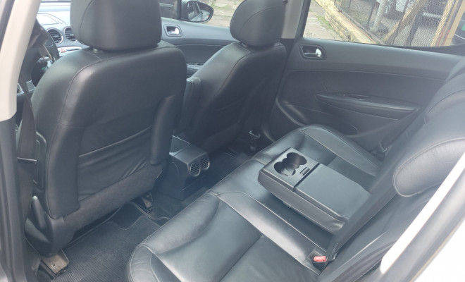 Peugeot 308 Feline/Griffe 1.6 Turbo 16V 5p Aut. 2014 Flex-6