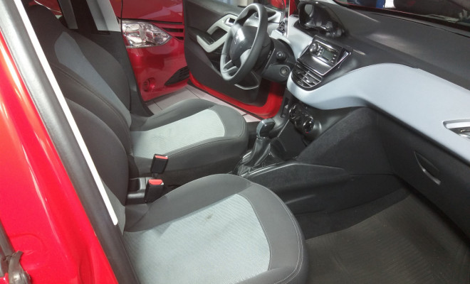 Peugeot 208 Active/Active Pack 1.5 Flex 8V 5p 2015 Flex-7