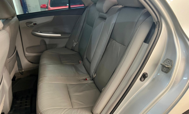 Toyota Corolla GLi 1.8 Flex 16V Mec. 2012 Flex-5