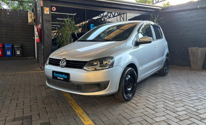 VW - VolksWagen Fox 1.6 Mi Total Flex 8V 5p 2014 Flex-1