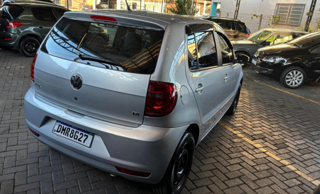 VW - VolksWagen Fox 1.6 Mi Total Flex 8V 5p 2014 Flex-0