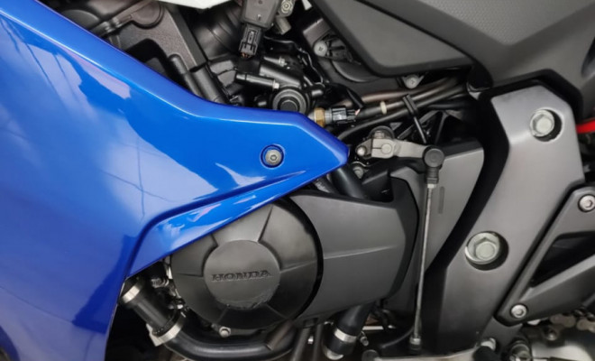 HONDA CBR 600 F 2013 Gasolina-8