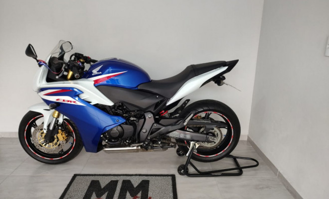 HONDA CBR 600 F 2013 Gasolina-2