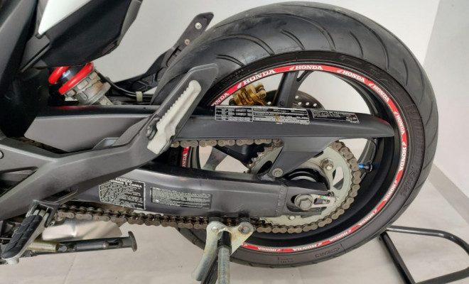 HONDA CBR 600 F 2013 Gasolina-12