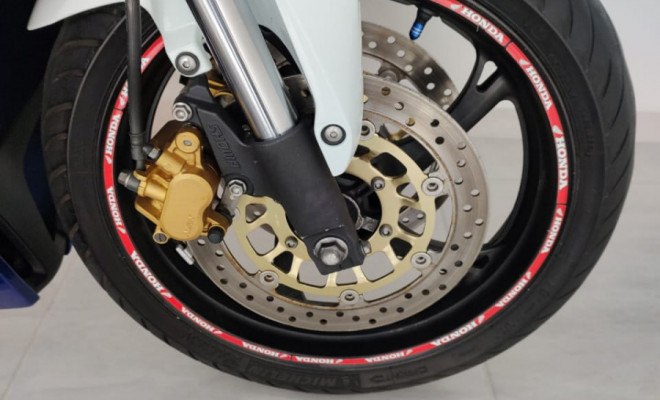 HONDA CBR 600 F 2013 Gasolina-10