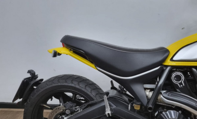 DUCATI SCRAMBLER ICON 800cc 2022 Gasolina-5