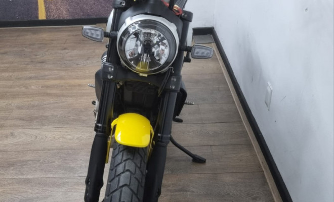 DUCATI SCRAMBLER ICON 800cc 2022 Gasolina-1