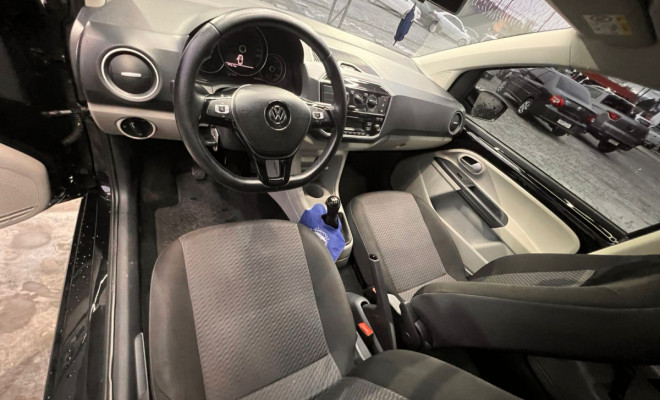 VW - VolksWagen up! move 1.0 Total Flex 12V 5p 2018 Flex-8