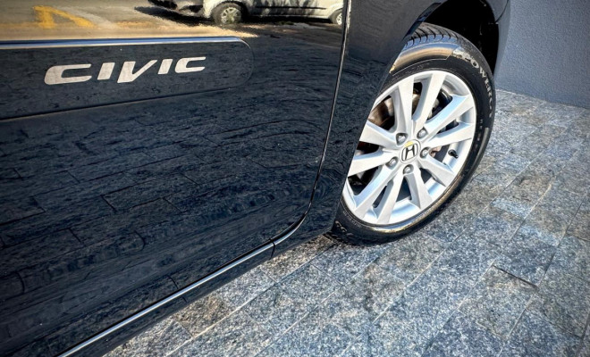 Honda Civic Sedan LXR 2.0 Flexone 16V Aut. 4p 2014 Flex-10