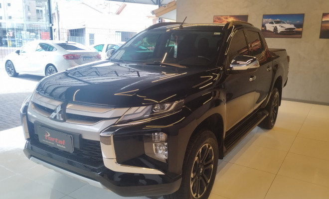 Mitsubishi L200 Triton Sport HPE 2.4 CD Diesel Aut. 2023 Diesel-2