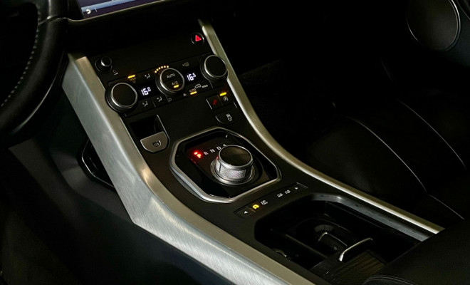 Land Rover Range R.EVOQUE Si4 SE Dynamic 2.0 Aut. 2016 Gasolina-4