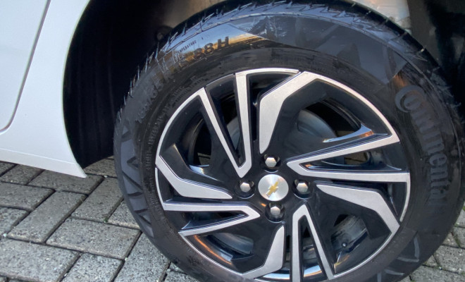 GM - Chevrolet ONIX HATCH LT 1.0 12V Flex 5p Mec. 2025 Flex-9