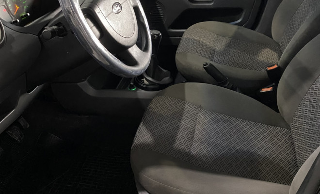 Ford Fiesta Sed. 1.6 8V Flex 4p 2005 Flex-4